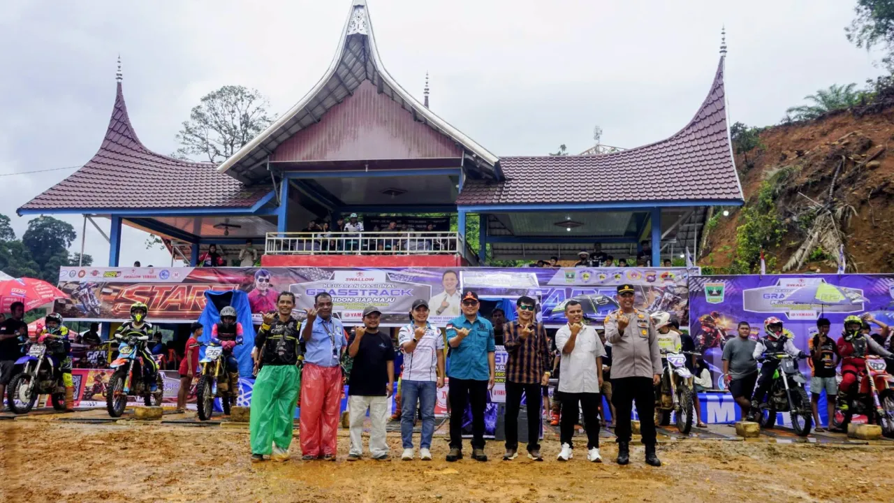 Sekda Doddy San Ismail membuka kejurnas Grastrack Paridon Siap Maju